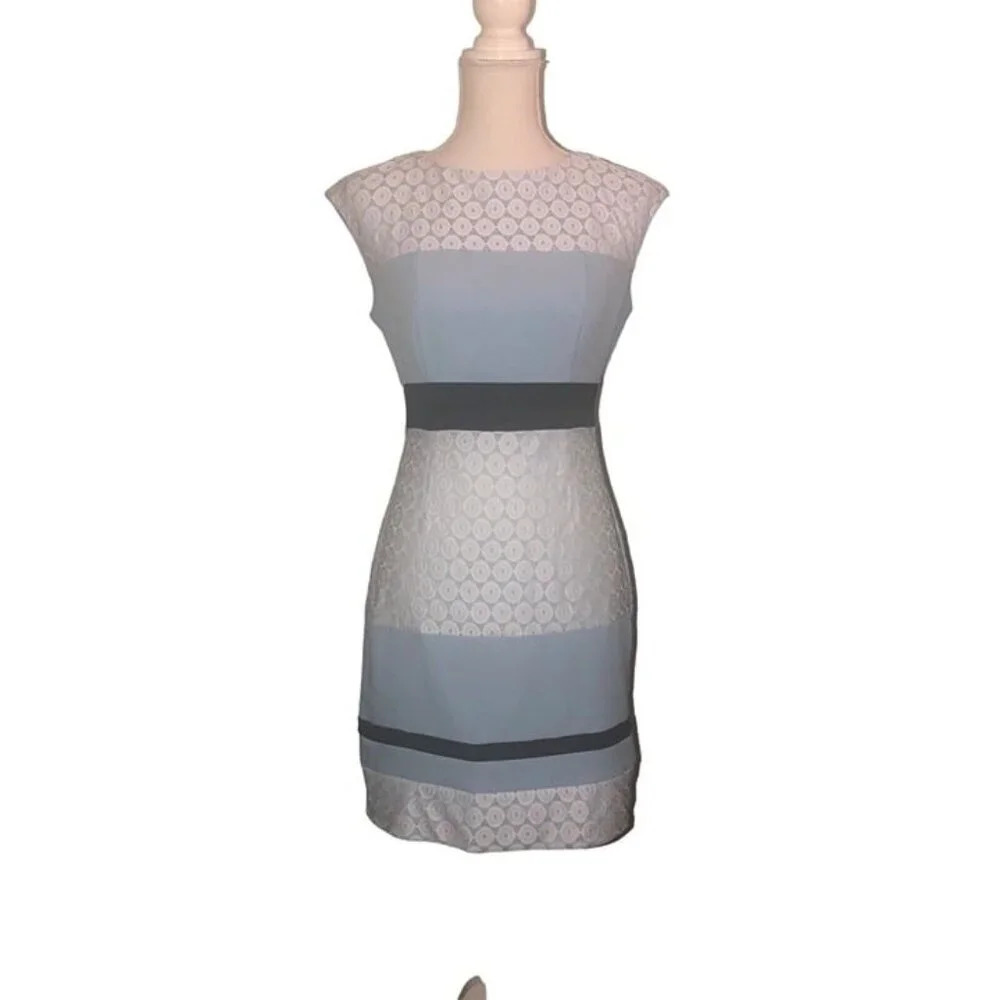 STUDIO ONE New York Sz 4 Women's Blue White Lace Sleeveless Rounded Neck Dress